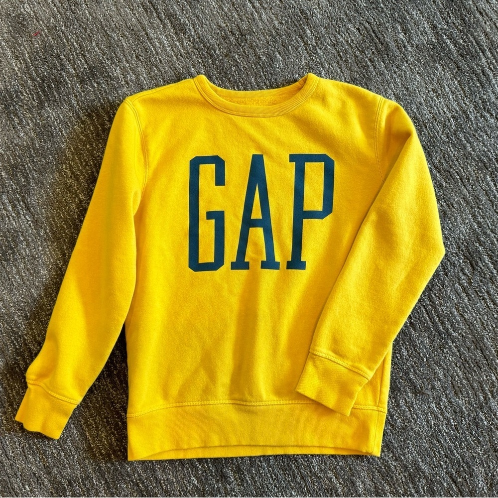 GAP fleece sweatshirt Size XXL Fits Large